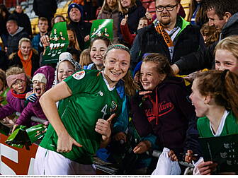 Louise Quinn 